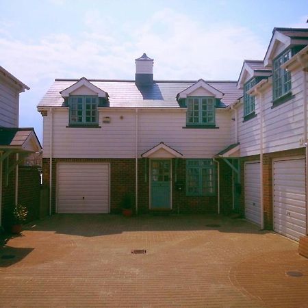 Bo'S Holiday Cottage Eastbourne Eksteriør billede